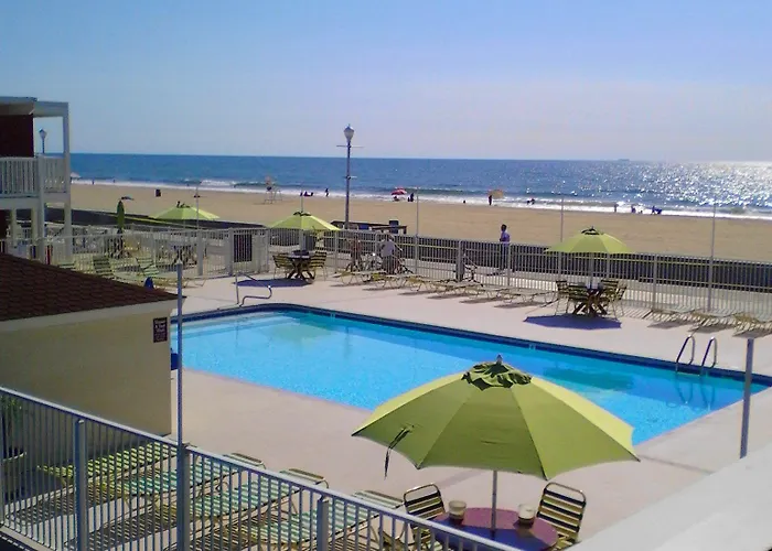 Fish Tales Boardwalk & Ocean Mecca Motel
