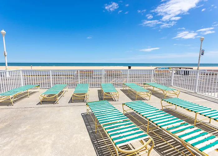 Fish Tales Boardwalk & Ocean Mecca 3*